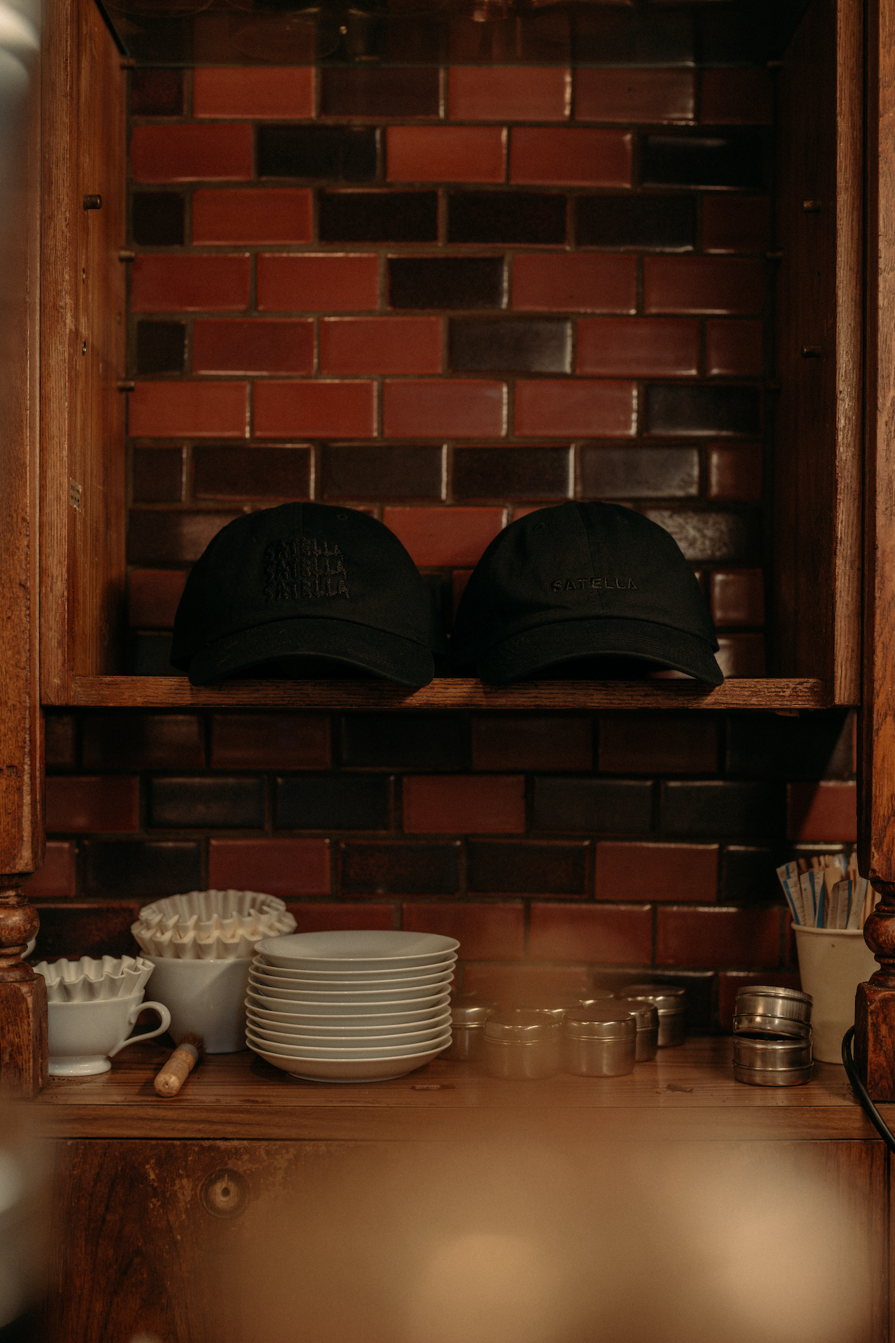 SATELLA CAP